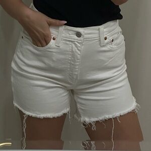 Levi’s white mom shorts